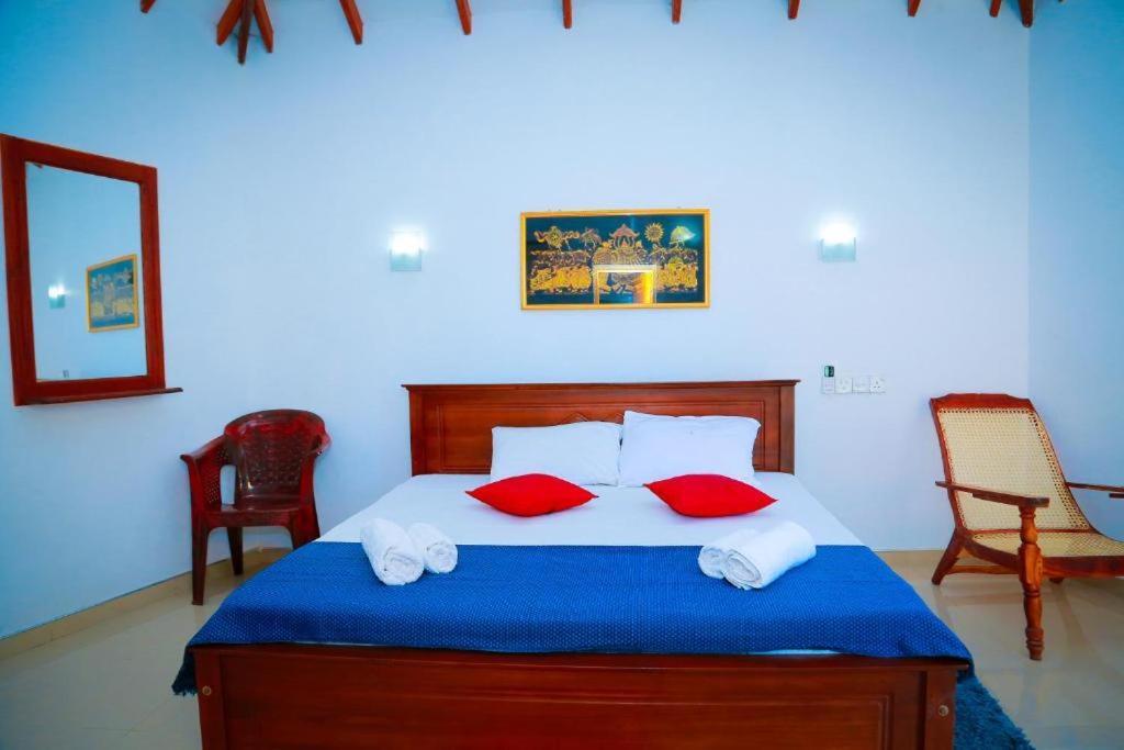 Blue Whale Lagoon Resort Ахангама Экстерьер фото