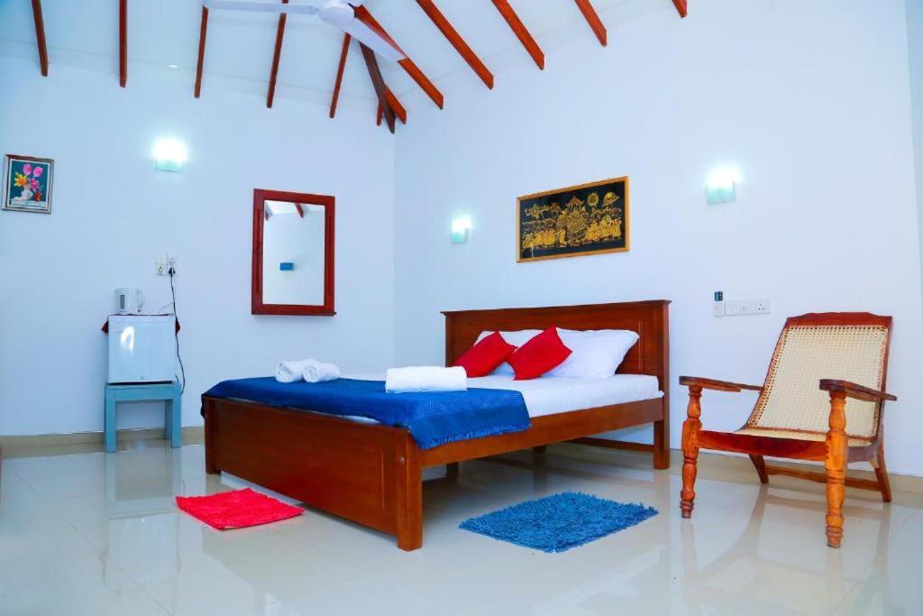 Blue Whale Lagoon Resort Ахангама Экстерьер фото