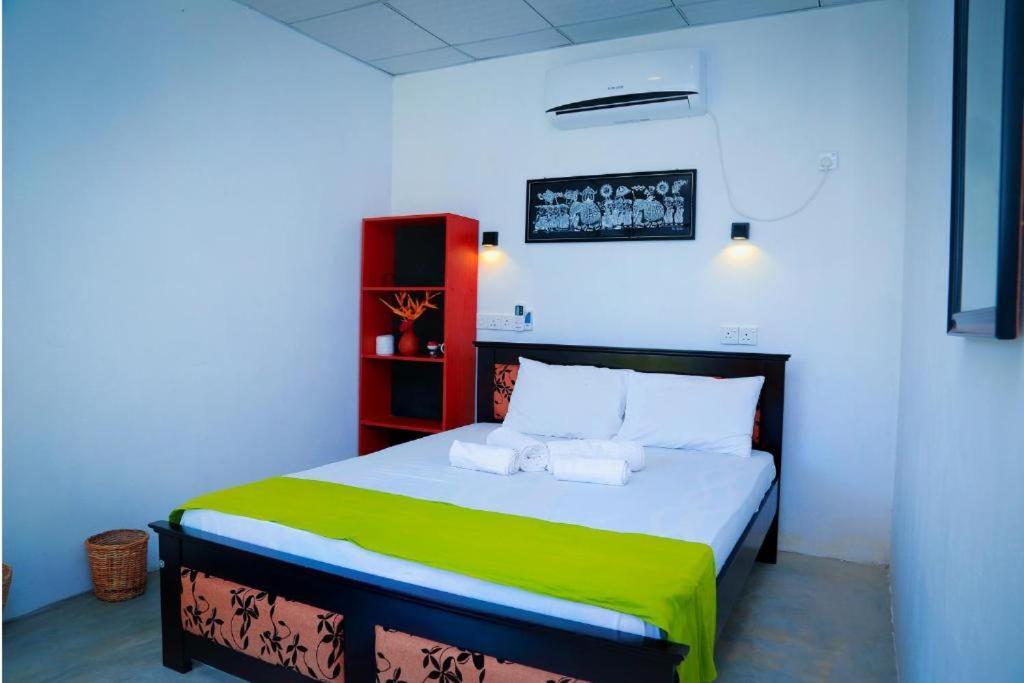 Blue Whale Lagoon Resort Ахангама Экстерьер фото